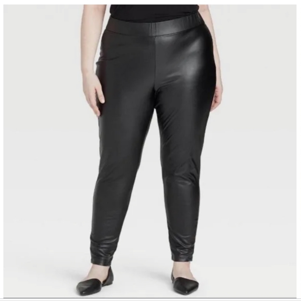 2X Ava & Viv Stretchy Faux Leather Leggings 0309-G